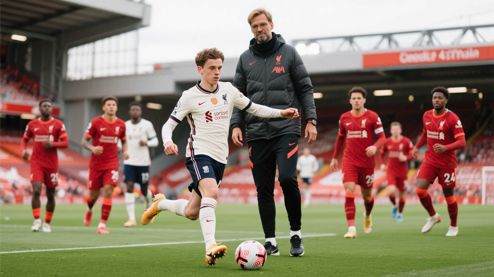 随着这位年轻巨星加入球队，很自然地联想到的是克洛普